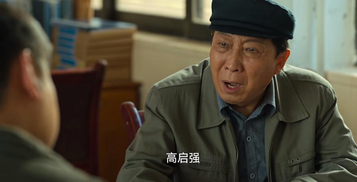 狂飙|明明同一人,演完《狂飙》再给黄渤作配,换个造型,却没认出来