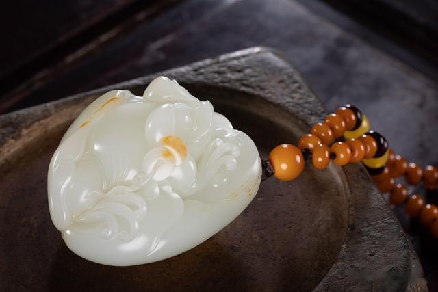 玉雕|玩玉,可不能“避重就轻”