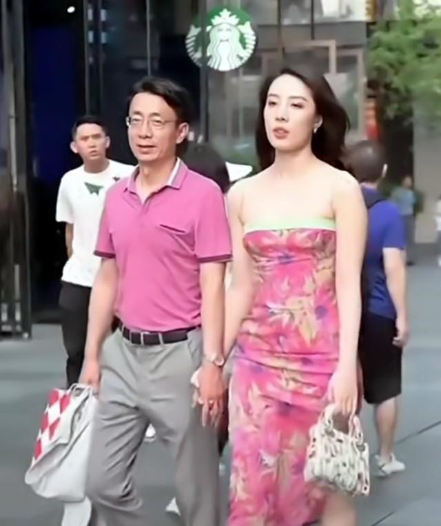 |“牵手门”事件大结局:男主赔了夫人又折兵,女主身败名裂