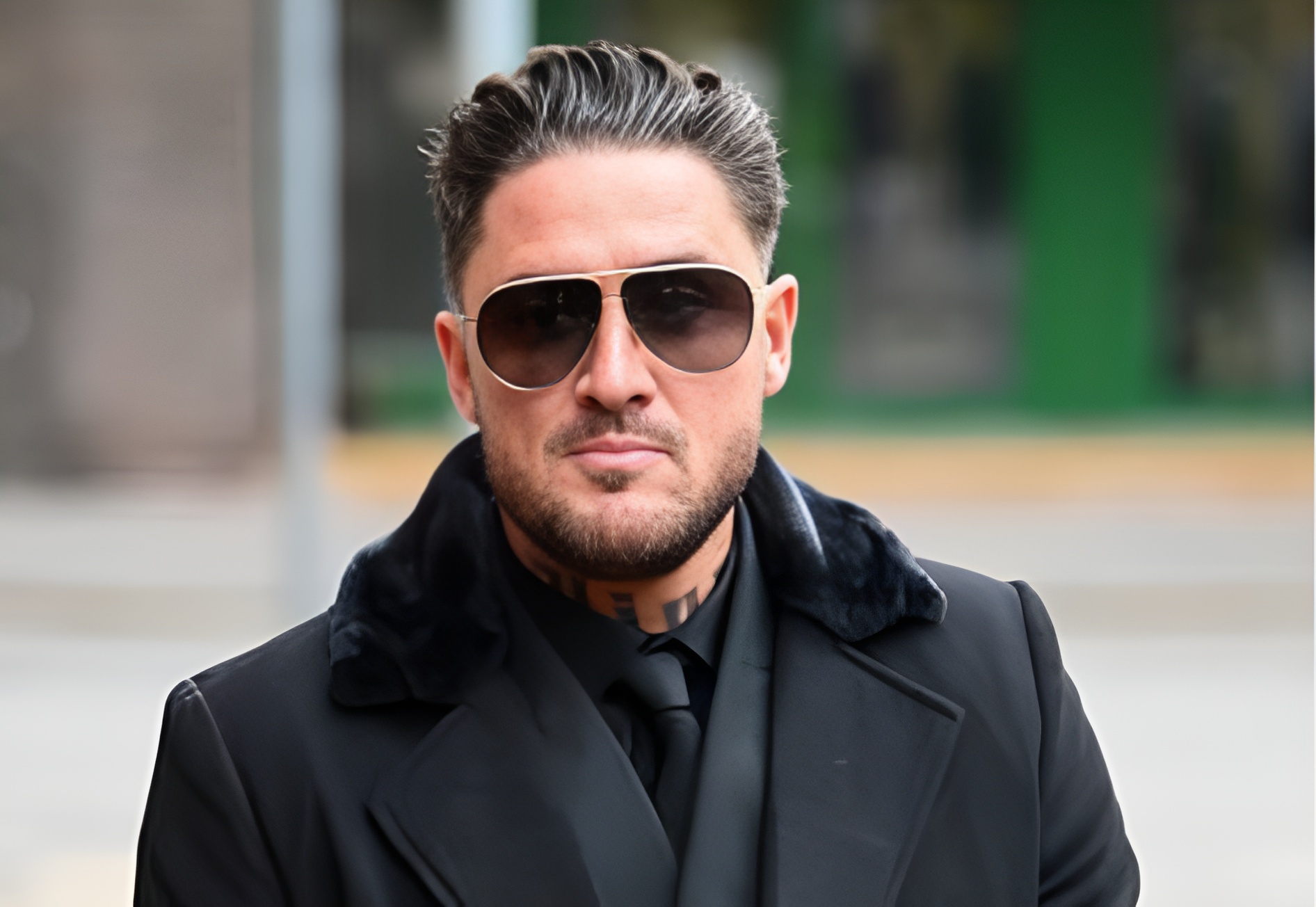 八月战事|无下限:美女星激情录像被公开,前男友靠此赚超4万英镑