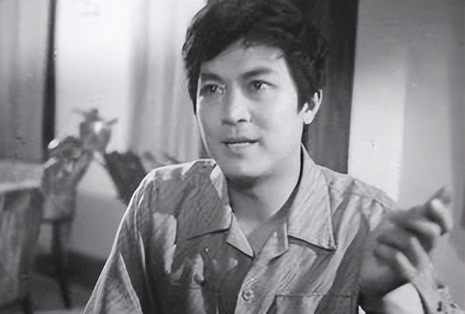 黄达亮|\国家一级演员\黄达亮: 妻子三度患病不离不弃, 自己因病猝死片场