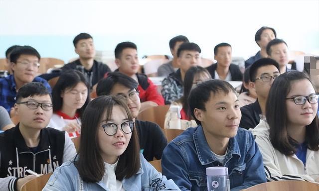 大学生|3月份事业单位招聘启动，各地出公告，3类人可优先报名！