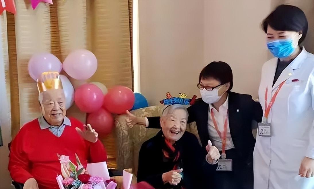 老明星|老戏骨于洋近照惹担忧,鼻子插着管子健康告急,女儿火速回国照顾