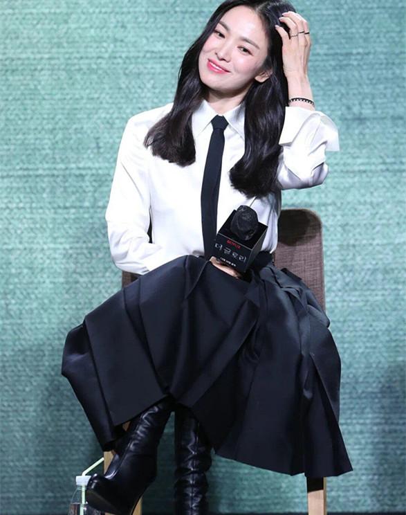 领带|和宋慧乔学穿搭，只需拥有一条领带，分分钟惊艳整个春天