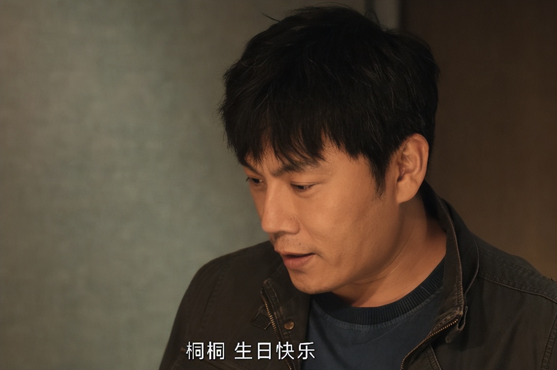 胡歌《繁花》，秦昊《三大队》各看4集，一个弃剧了，一个看上瘾