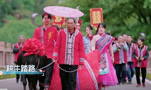 胡歌|胡歌亮相《中国婚礼》，钟汉良自降身价献唱婚宴，都是袁弘的功劳