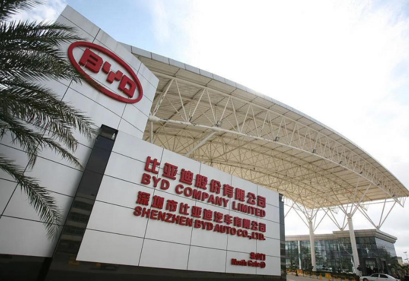 2023比亚迪招3万毕业生，61%都是研究生，C9F硕士年薪27万多吗？