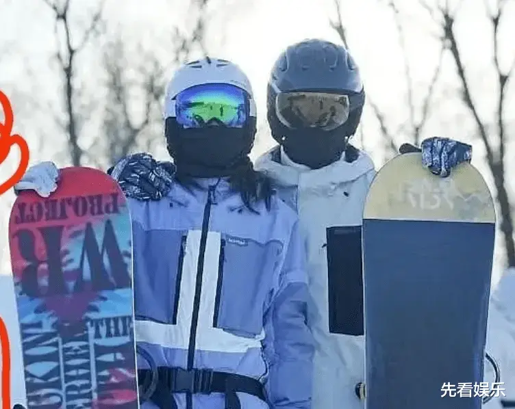 杨紫|一个5个桃色瓜:王菲小腹微凸,被疑怀孕,杨紫肖战再传恋情