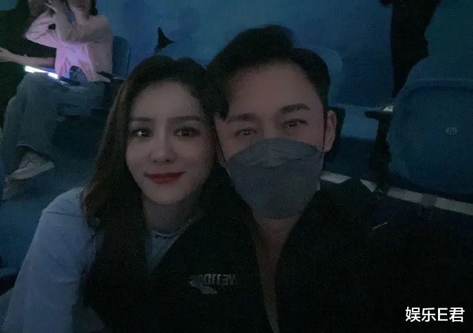 44岁林峯逆龄回春，全靠这位御用发型师，王嘉尔也很喜欢他