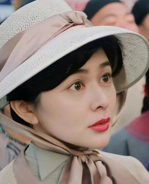 林青霞|7位真正的“中国式”美人:美貌气韵都甩如今流量女星一大截