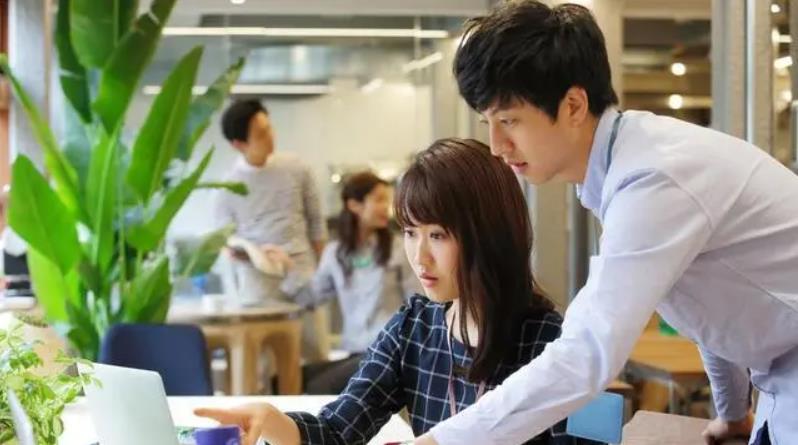 巧家|在职场上，人情世故的确很重要，但更重要的是你的能力