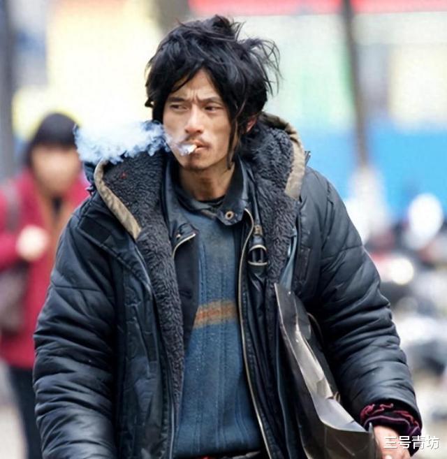 3年前,那个一夜爆红的乞丐“犀利哥”,为何如今看不到了?