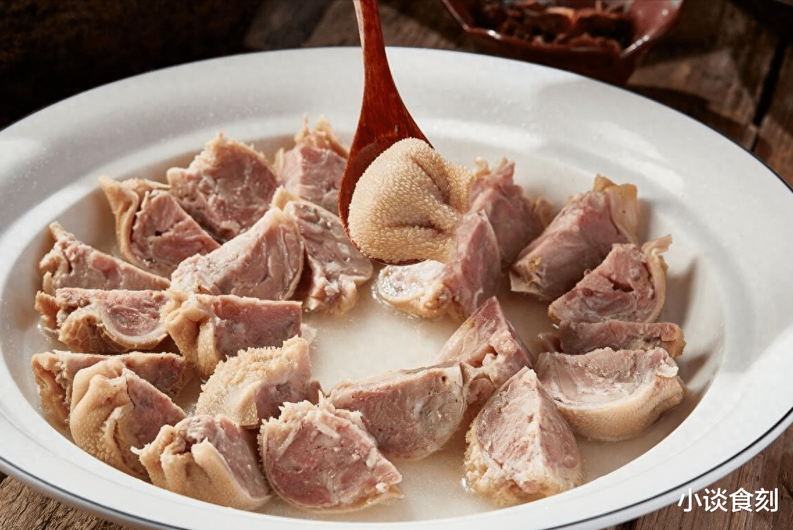 霜降|明日霜降,老话说“重阳不生火,霜降不降霜”,分别是啥意思?