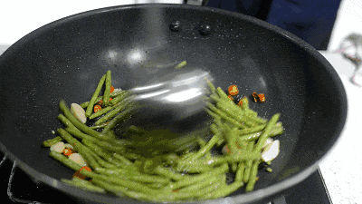 减肥小知识:除了茄子,这些食物也很容易吸油长胖哦~