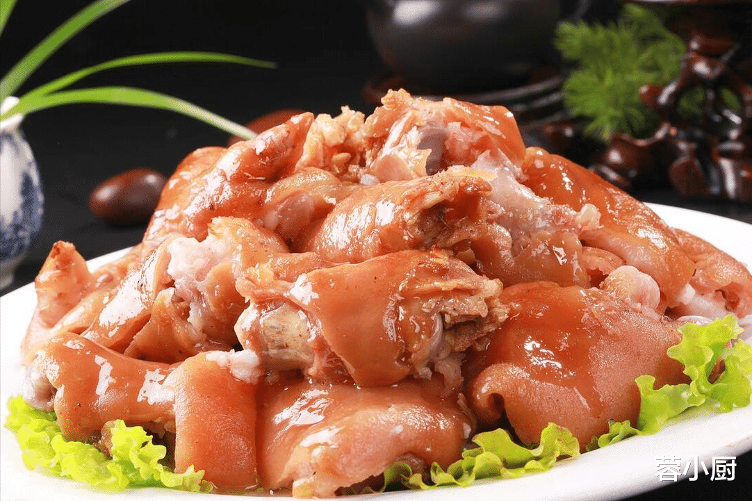 美食教程|人老腿先衰？建议 50岁后，少喝牛奶多吃4物，走路有劲，安稳度伏