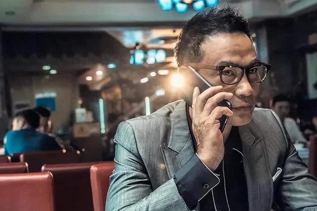 盘点那些娱乐圈，最不能得罪的人，个个背景强大，令人震撼！