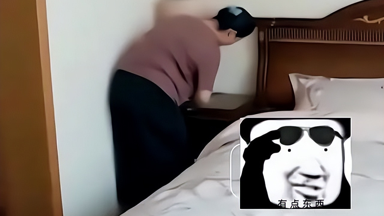 |月薪 14 万招“贴身丫鬟”，这服务把我看吐了