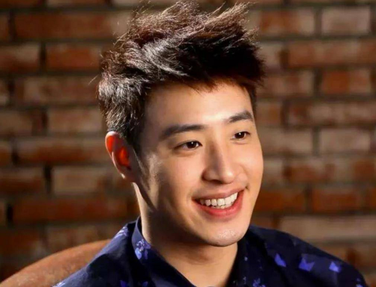 |好声音椅子空转，潘玮柏拒绝发声，成年人的算计精准到了每一步