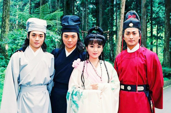 双胞胎的扛老基因是一样的吗?看看这6对双胎男星,你就有答案了