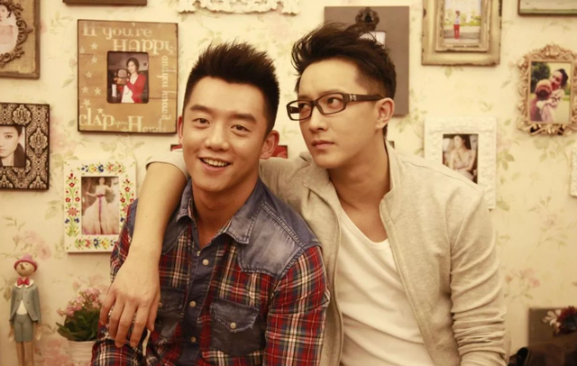 郑凯|都市喜剧《今日宜加油》开播,郑凯演技飙升,可惜片名被吐槽