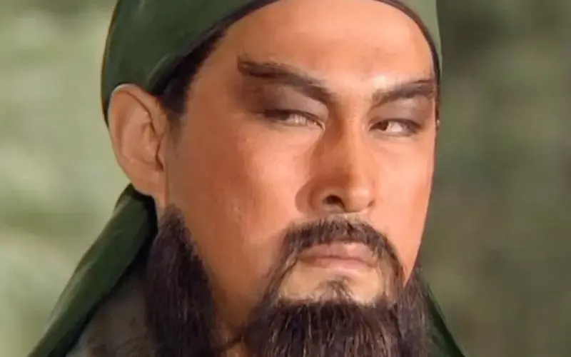 看完这4个演员演的关羽后,才明白陆树铭为何敢自称\关公第一人\