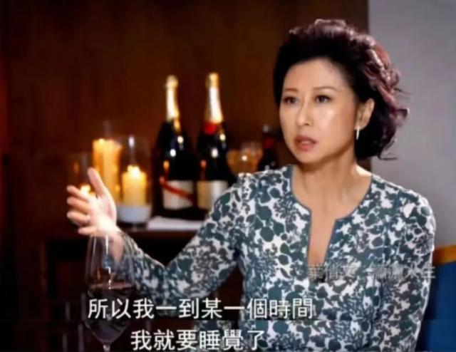 不P皱纹,不在乎白发,变老的样子也可以很“飒”