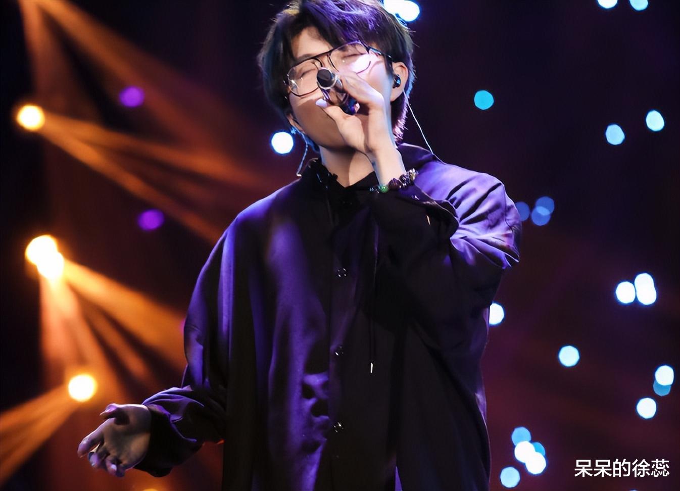 《歌手2024》重启，8位踢馆新生被曝光，有真冠军，也有“皇族”