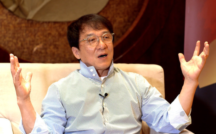 成龙|流浪地球2国内豪取40亿，全球票房仅800万元美元，成龙的话应验了