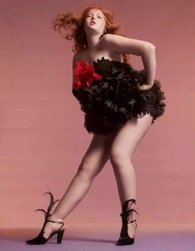 超模|21岁美国超模:体重200斤,一脸雀斑还有双下巴,却比卡戴珊还美