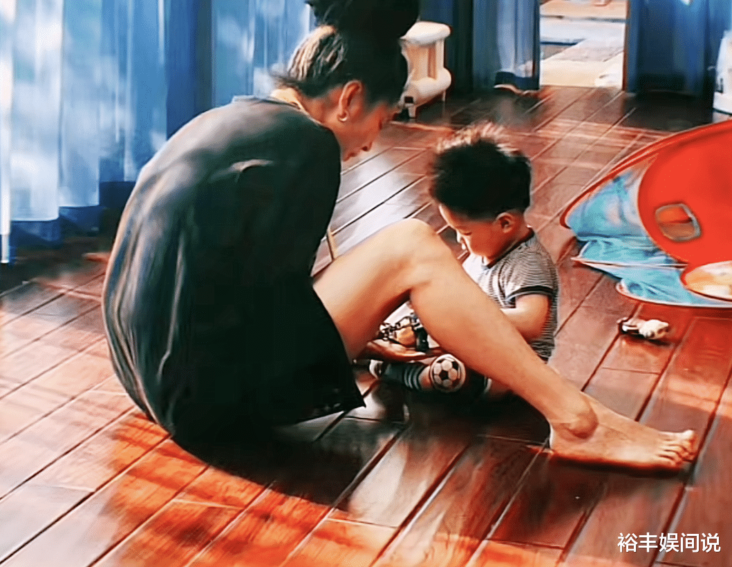 张恒远离世后毕夏又当爹又当妈!分享一岁儿子近照,脸上挂着笑容