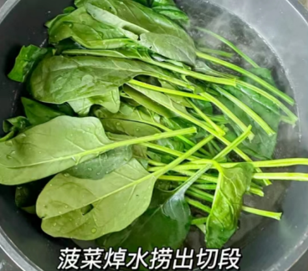 |“秋季一碗汤,不用郎中帮”,十月要多喝它,补钙质,增强免疫!