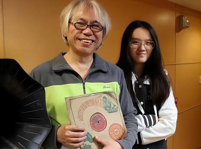 李坤城|反转！李坤城临终照曝光，全身浮肿似气球，邻居出面曝儿子真面目