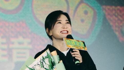 《热辣滚烫》三大败笔，杨紫整容脸，张小斐的演技，李雪琴“骚”