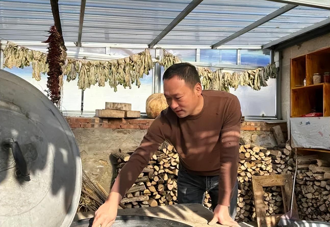 封神第一部|网红圈的人走茶凉,在“张同学”身上体现得淋漓尽致,他犯了大忌