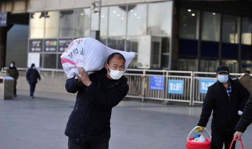 农民工讨要工资,什么时候变成了“恶意讨薪”?
