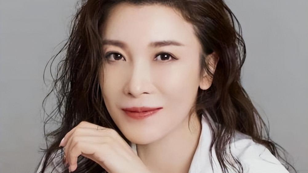 曝Z姓女演员霸凌员工，还知三当三，表面娴淑温柔，背后尖酸刻薄