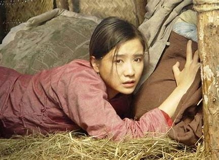 “不安分的下半身”,宋佳与5婚导演成双入对,网友:还是你会玩