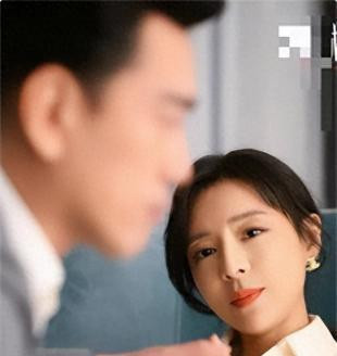 事实证明，被“导演太太团封杀”的张静初，早已走上了另一条大道