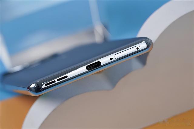 一加科技|全球首发1.5K灵犀触控屏！一加Ace 2图赏