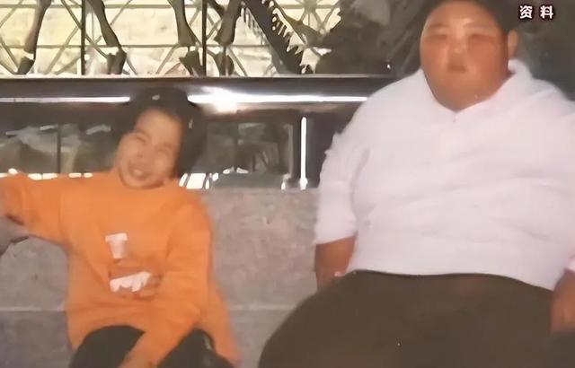 四川800斤“幸福肥”夫妻,为生孩子拼命减肥400斤,如今怎样了?