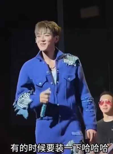 多位顶流翻车后,鹿晗黄子韬出山整顿内娱!央视六公主举动太宠溺