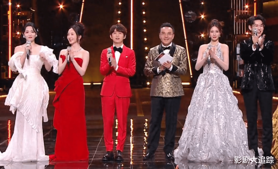 湖南跨年主持人状态堪忧，何炅比汪涵还老，沈梦辰动脸靳梦佳换头