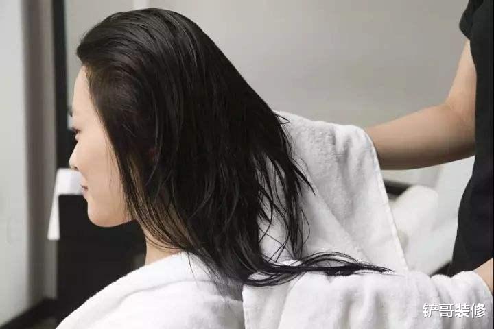 洗完头吹干还是自然干?多久洗一次头比较好?不懂看看