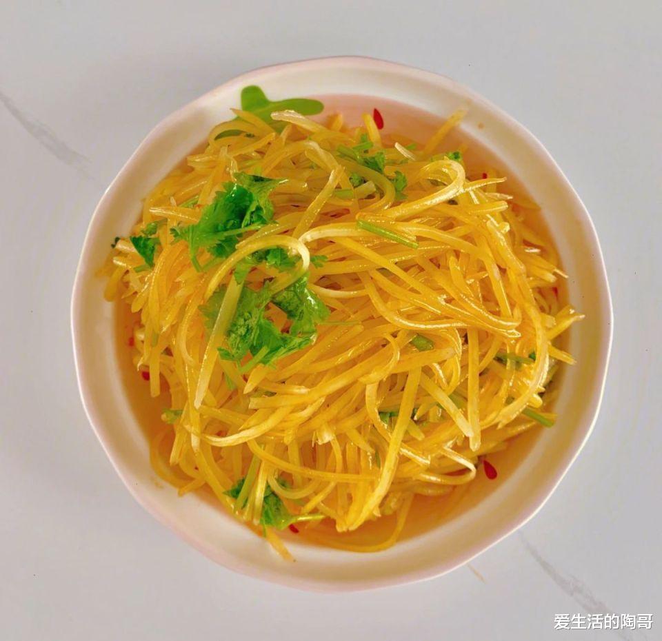 黄瓜|夏日必备的7款凉拌菜，酸辣爽脆开胃解腻，每天换着做一周不重样