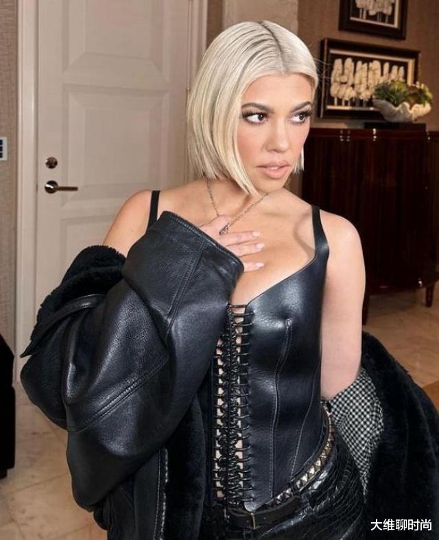 金卡戴珊与四姊妹，全凭她们能干的妈妈，目前红遍整个美国