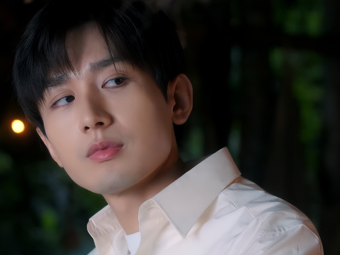 全程张不开嘴,台词硬挤,《南风知我意》男主带来 “教科书”式演技