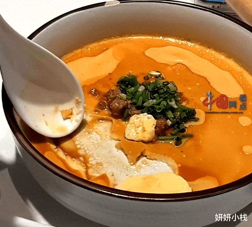 羊肉|男子遭遇“蛋羹刺客”!16元蒸蛋仅一层蛋皮,餐厅态度让人心凉