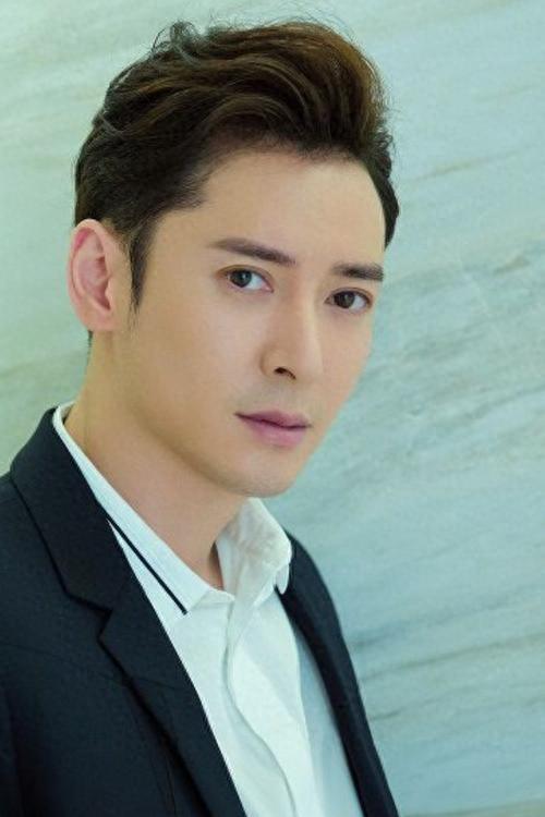 演员韩栋:工程师逆袭成演员,长得帅无绯闻,活成演艺圈的清流