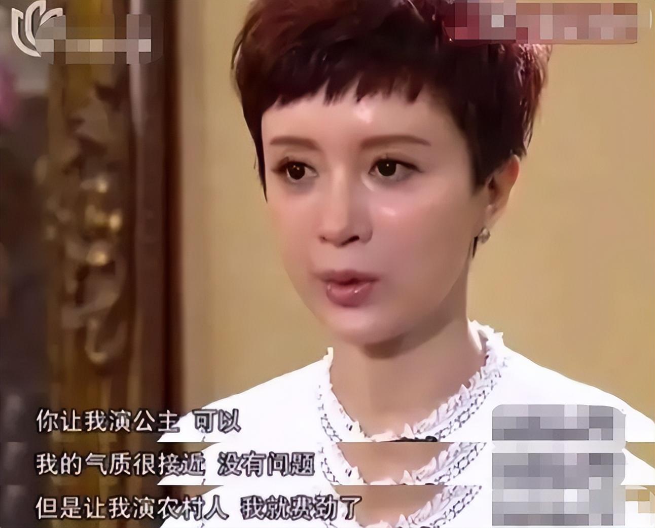 长裙 “村妇”别尬演！把金巧巧和蒋欣等人放在一起看，差别就出来了