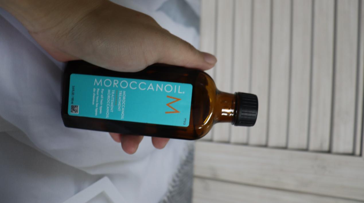 头发粗糙毛躁怎么改善？无限回购的干枯头发用精油大公开